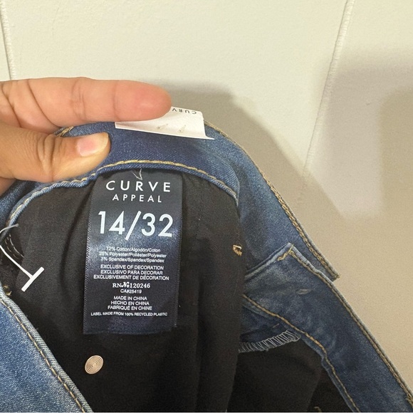 Curve Appeal Curve Creator Bootcut Jeans Size 14/32 NWT - Picture 10 of 10